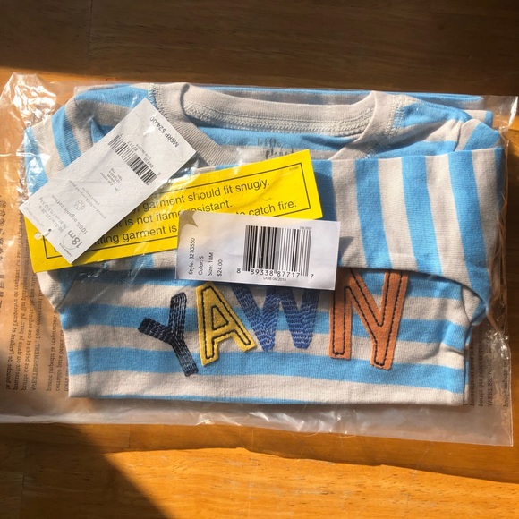 NWT Organic Two Piece 18m Pajamas - Picture 2 of 3